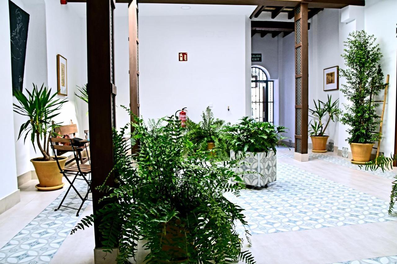 Apartamentos Turísticos Mamelón Jerez de la Frontera Exterior foto