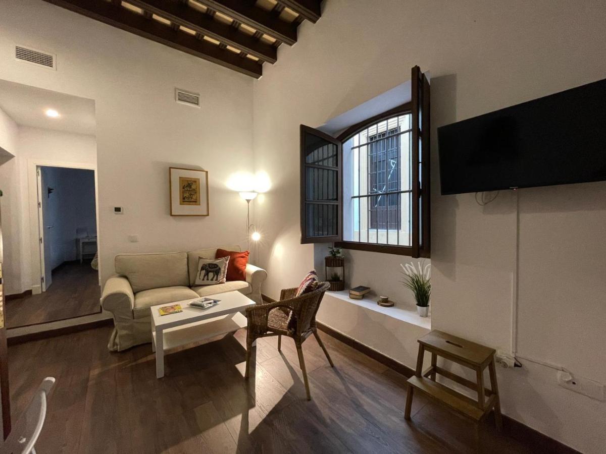 Apartamentos Turísticos Mamelón Jerez de la Frontera Exterior foto