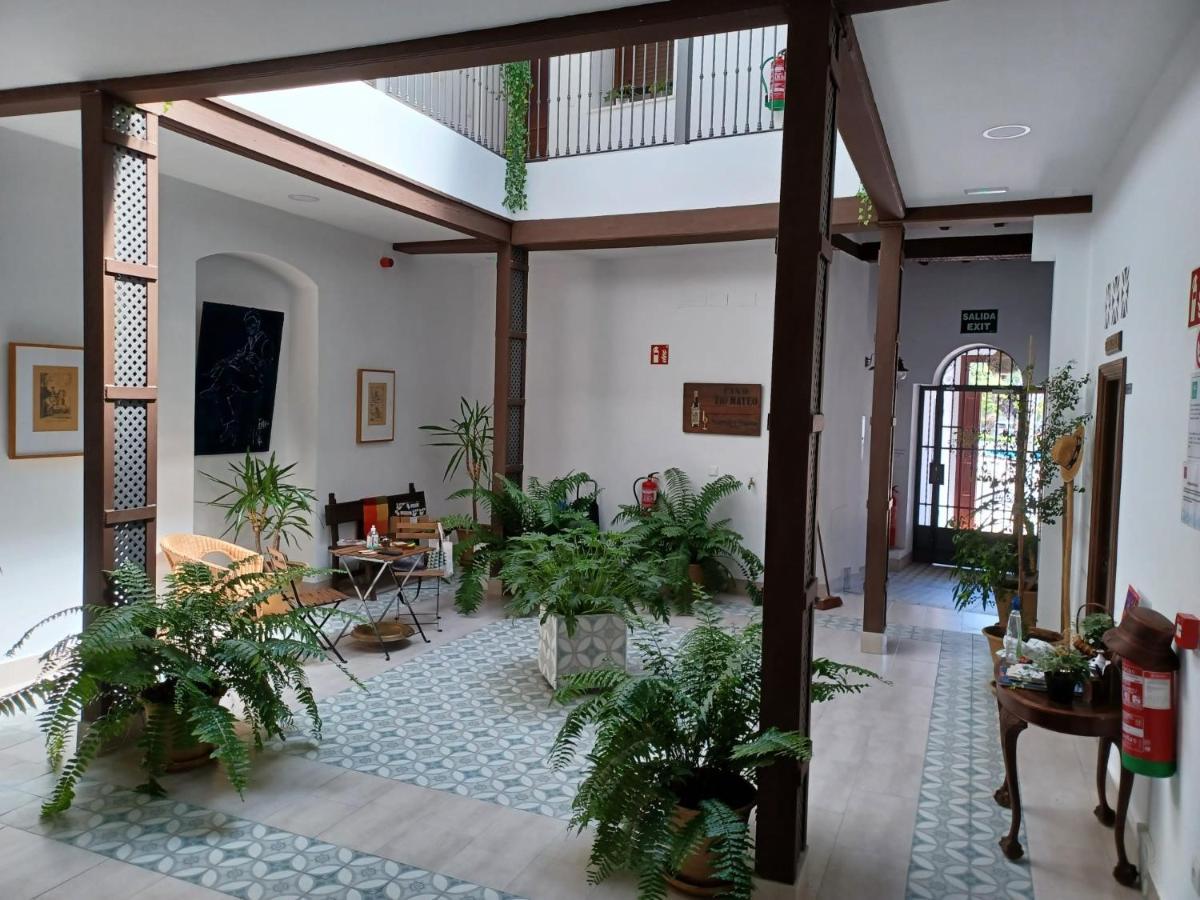 Apartamentos Turísticos Mamelón Jerez de la Frontera Exterior foto